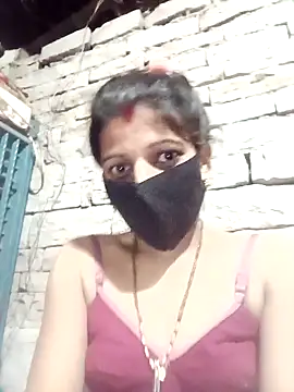 Snapshot of Divya-11431 chatting on February 7, 3:38 pm Divya-11431 online show from February 7, 3:38 pm