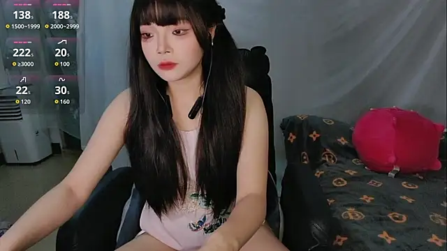 Eliana-ik online show from April 2, 2:04 pm