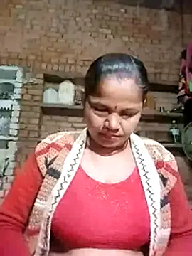 Snapshot of Pooja_sahu chatting on February 7, 4:11 pm Pooja sahu online show from February 7, 4:11 pm