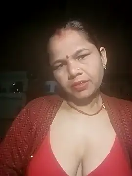 Snapshot of Pooja_sahu chatting on February 15, 8:16 pm Pooja sahu online show from February 15, 8:16 pm