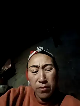 Snapshot of Ami-su chatting on February 13, 12:34 pm Ami-su online show from February 13, 12:34 pm