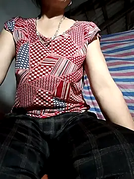 Snapshot of Ami-su chatting on May 6, 12:08 am Ami-su online show from May 6, 12:08 am