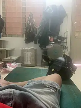 anhduong11 online show from February 28, 8:59 am