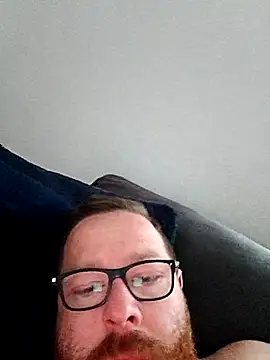 Snapshot of Schaschi_90 chatting on July 23, 6:33 am Schaschi 90 online show from July 23, 6:33 am