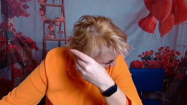 Snapshot of RenataDaster chatting on February 6, 5:34 am RenataDaster online show from February 6, 5:34 am