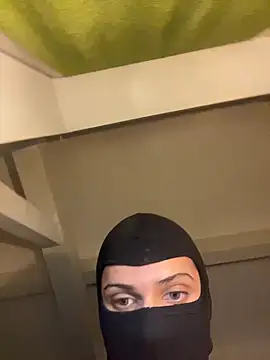 HelinHot online show from March 5, 6:04 pm