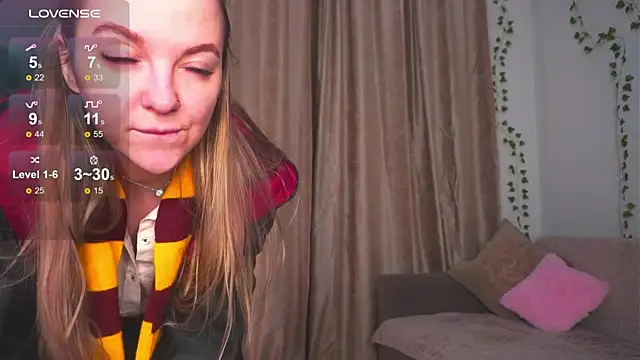 AricaPetties online show from February 7, 6:55 pm