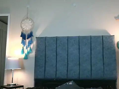 Snapshot of NatalyGuzman26 chatting on June 2, 10:17 am NatalyGuzman26 online show from June 2, 10:17 am