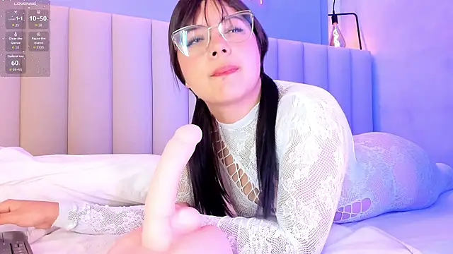 Snapshot of cherry_monroe chatting on February 10, 10:41 am cherry monroe online show from February 10, 10:41 am