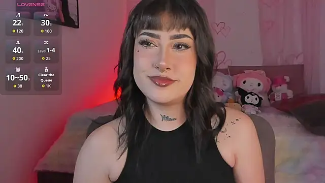 Snapshot of Tamara_uwu chatting on May 9, 9:53 pm Tamara uwu online show from May 9, 9:53 pm