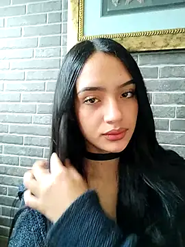 Snapshot of cynliu chatting on February 2, 7:45 pm cynliu online show from February 2, 7:45 pm