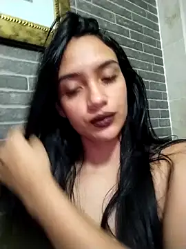 Snapshot of cynliu chatting on February 10, 11:09 pm cynliu online show from February 10, 11:09 pm