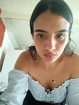 Snapshot of cynliu chatting on April 15, 3:19 pm cynliu online show from April 15, 3:19 pm