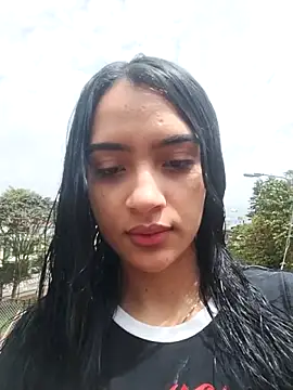 Snapshot of cynliu chatting on April 18, 3:16 pm cynliu online show from April 18, 3:16 pm