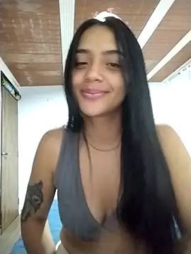Snapshot of cynliu chatting on May 6, 5:46 am cynliu online show from May 6, 5:46 am