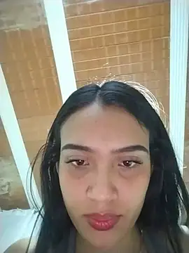 Snapshot of cynliu chatting on June 5, 12:39 am cynliu online show from June 5, 12:39 am