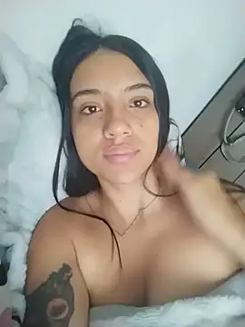Snapshot of cynliu chatting on June 19, 12:20 pm cynliu online show from June 19, 12:20 pm