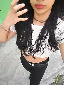 Snapshot of cynliu chatting on July 19, 8:01 pm cynliu online show from July 19, 8:01 pm