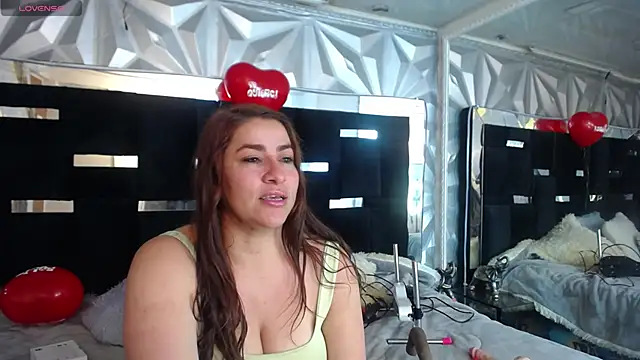 Snapshot of Alison-mar chatting on February 23, 7:55 pm Alison-mar online show from February 23, 7:55 pm