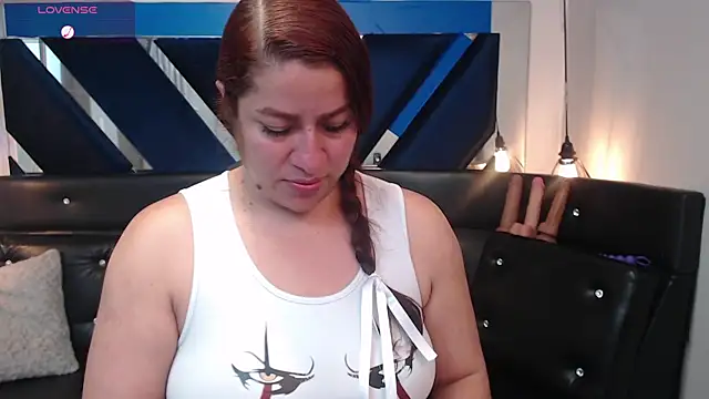 Snapshot of Alison-mar chatting on July 15, 7:30 pm Alison-mar online show from July 15, 7:30 pm