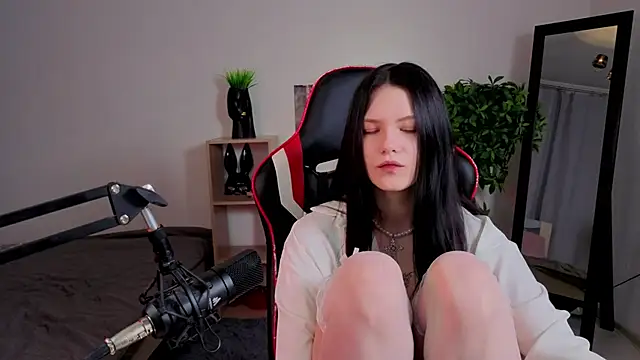 Snapshot of Maria_trend chatting on February 12, 5:08 pm Maria trend online show from February 12, 5:08 pm