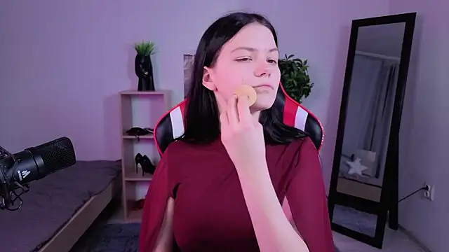 Snapshot of Maria_trend chatting on February 18, 4:58 pm Maria trend online show from February 18, 4:58 pm