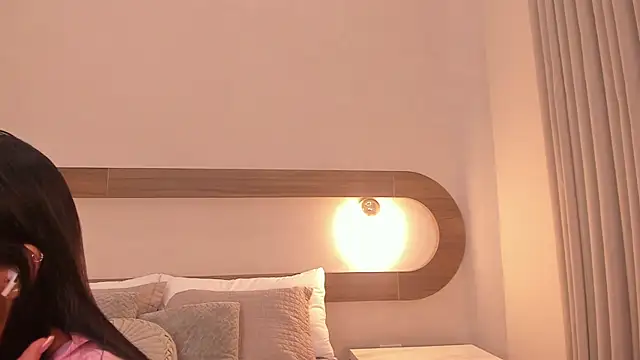 Snapshot of Violeta_sum chatting on May 25, 12:11 pm Violeta sum online show from May 25, 12:11 pm