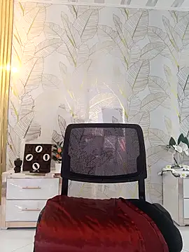 Nala OMG online show from March 11, 8:04 pm