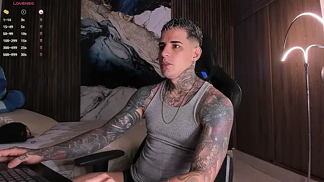 trisstann  online show from February 21, 5:14 pm