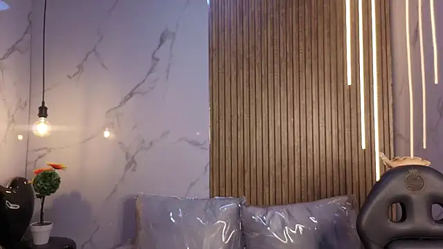 Snapshot of Perla_lovely_ chatting on May 13, 7:11 pm Perla lovely online show from May 13, 7:11 pm