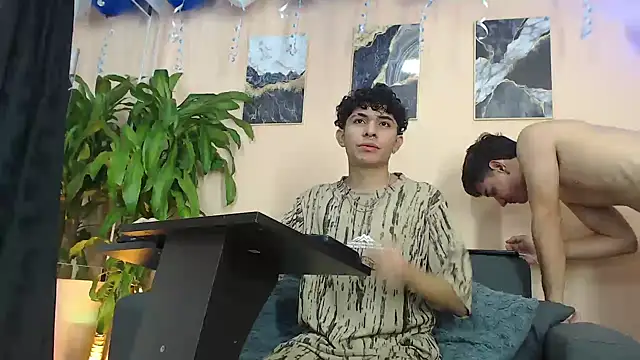 DesiresOfOlympus  online show from March 9, 7:51 pm