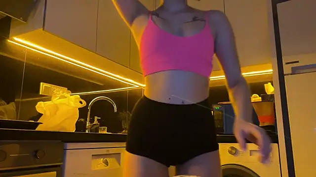 BlackFox V online show from March 3, 8:15 pm