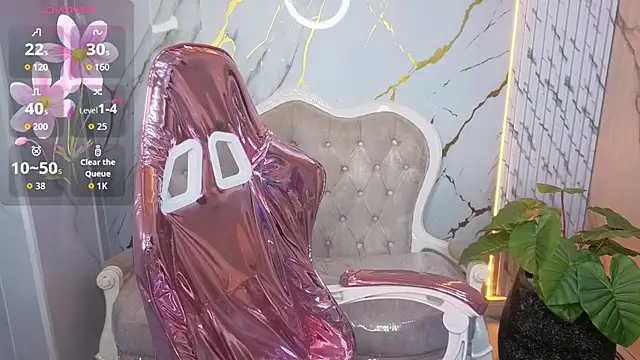 Snapshot of Abby1_b_ chatting on February 19, 8:27 pm Abby1 b online show from February 19, 8:27 pm