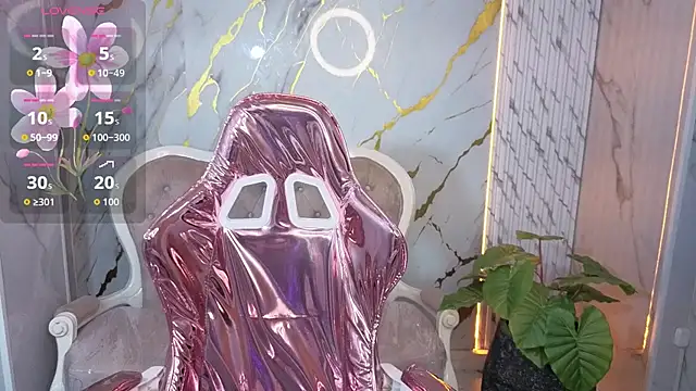 Snapshot of Abby1_b_ chatting on February 27, 8:20 pm Abby1 b online show from February 27, 8:20 pm