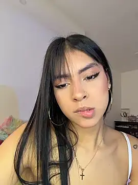 Chel   online show from April 3, 6:39 pm