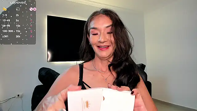 Snapshot of Emma_Mendozaa chatting on June 27, 11:37 am Emma Mendozaa online show from June 27, 11:37 am