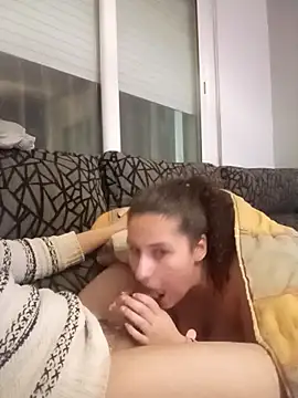 Snapshot of loverduo chatting on February 7, 1:20 am loverduo online show from February 7, 1:20 am