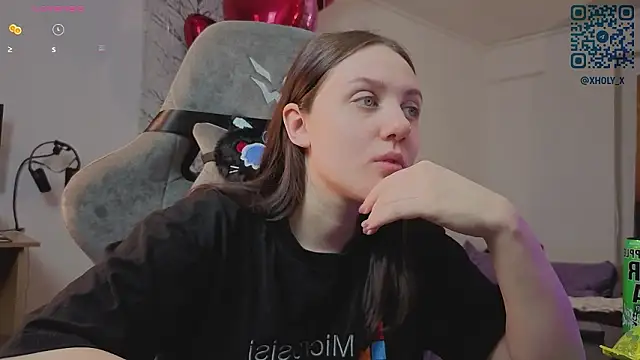 Snapshot of Holy_Kveta chatting on February 17, 3:25 am Holy Kveta online show from February 17, 3:25 am