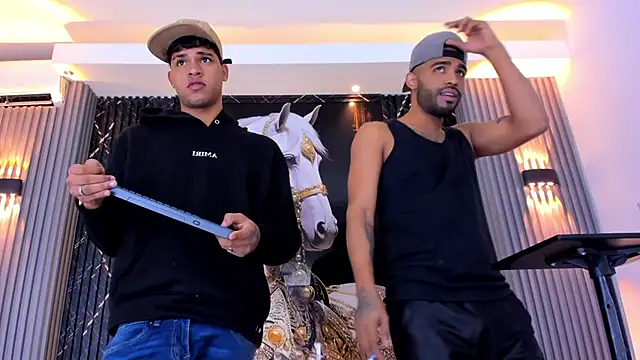 Snapshot of the_knights_of_the_night chatting on February 15, 6:43 am the knights of the night online show from February 15, 6:43 am