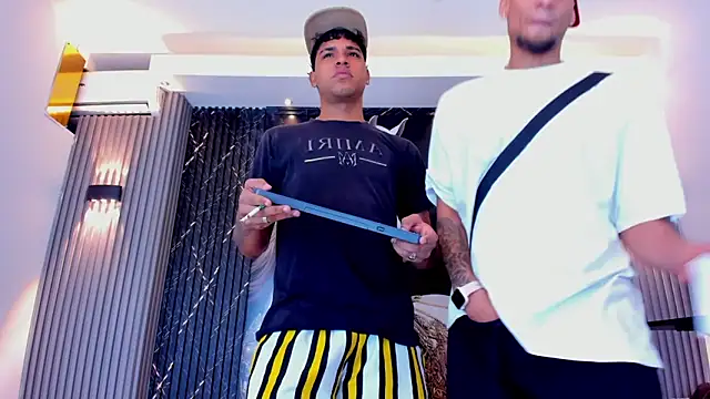 Snapshot of the_knights_of_the_night chatting on February 19, 4:08 am the knights of the night online show from February 19, 4:08 am