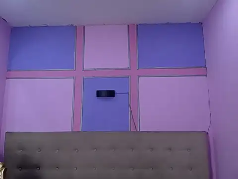 Melannyy   online show from February 20, 6:26 am