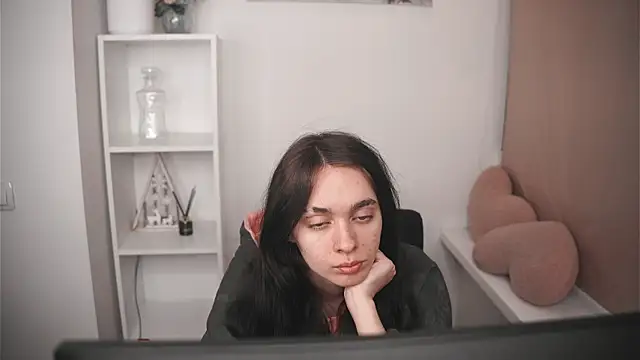 GinnyKittle online show from March 1, 6:54 pm