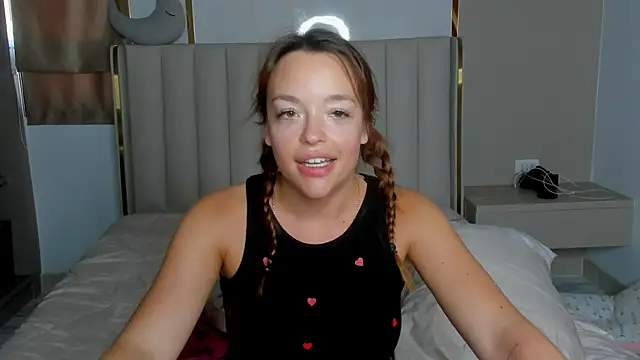 stellaa quenn online show from April 11, 8:51 am