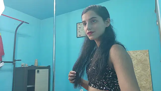 SoniaMoonnnnn online show from June 19, 5:50 pm