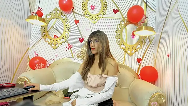 Snapshot of ValeryBellotti chatting on February 13, 12:34 pm ValeryBellotti online show from February 13, 12:34 pm