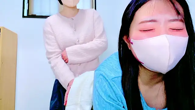 Snapshot of kii_xx chatting on February 27, 2:33 am kii xx online show from February 27, 2:33 am