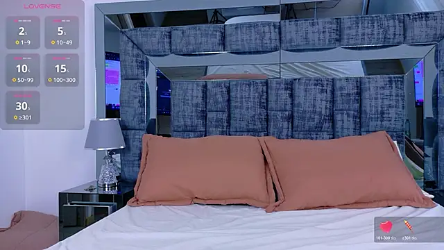 Samantha Mont online show from March 30, 3:02 pm