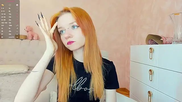 TarynPalek online show from March 11, 7:47 am