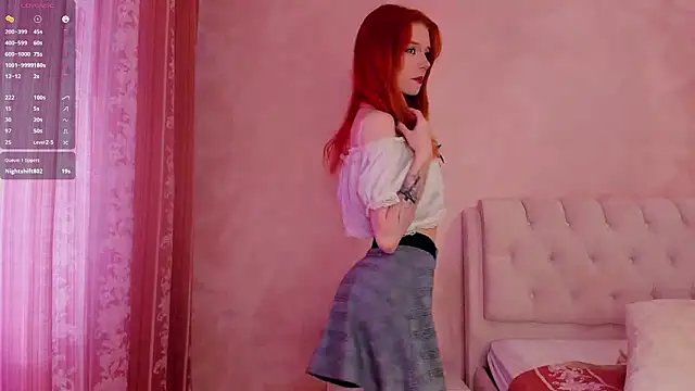 TarynPalek online show from March 18, 7:22 am