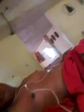 Snapshot of jary98 chatting on February 17, 12:34 pm jary98 online show from February 17, 12:34 pm